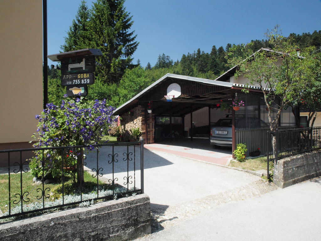 Apartments Gale Delnice Kültér fotó